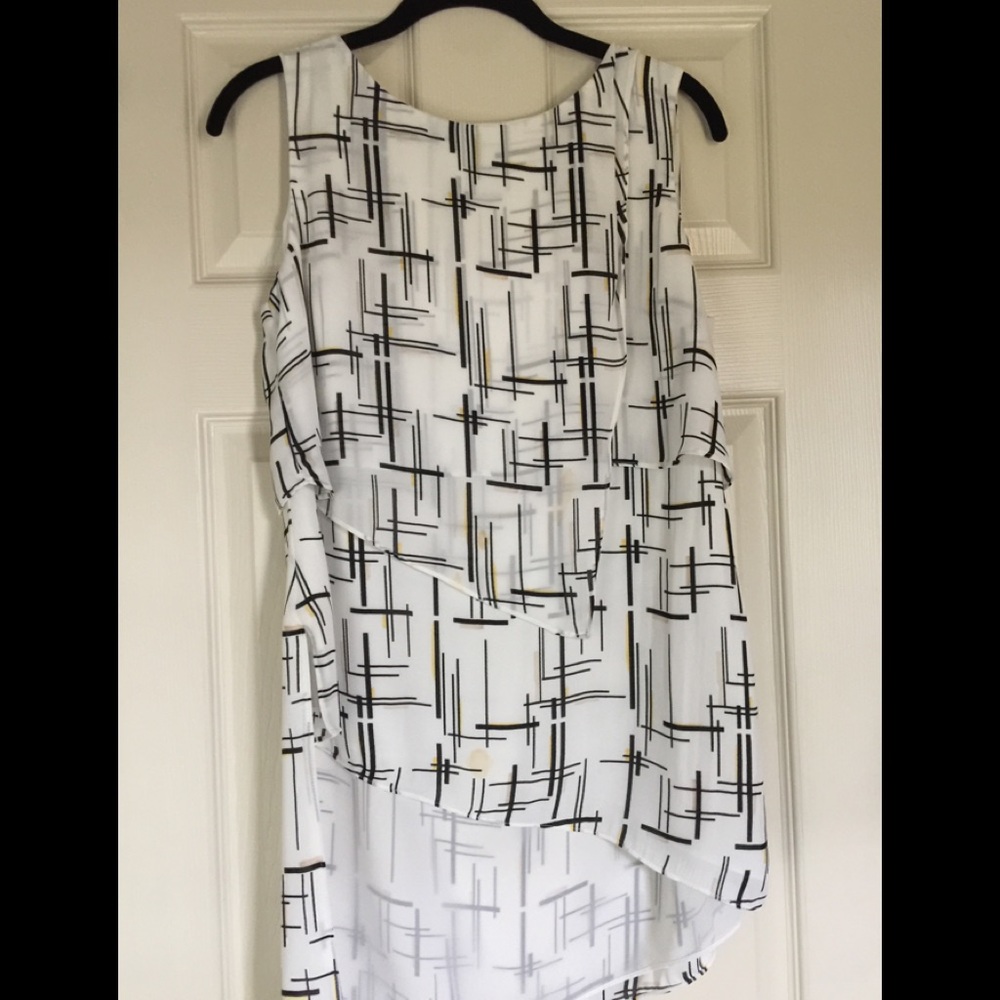 White House Black Market Tunic Top